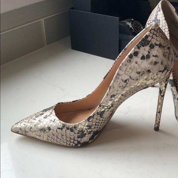 Steve Madden Dress Heels - Picture 2 of 4